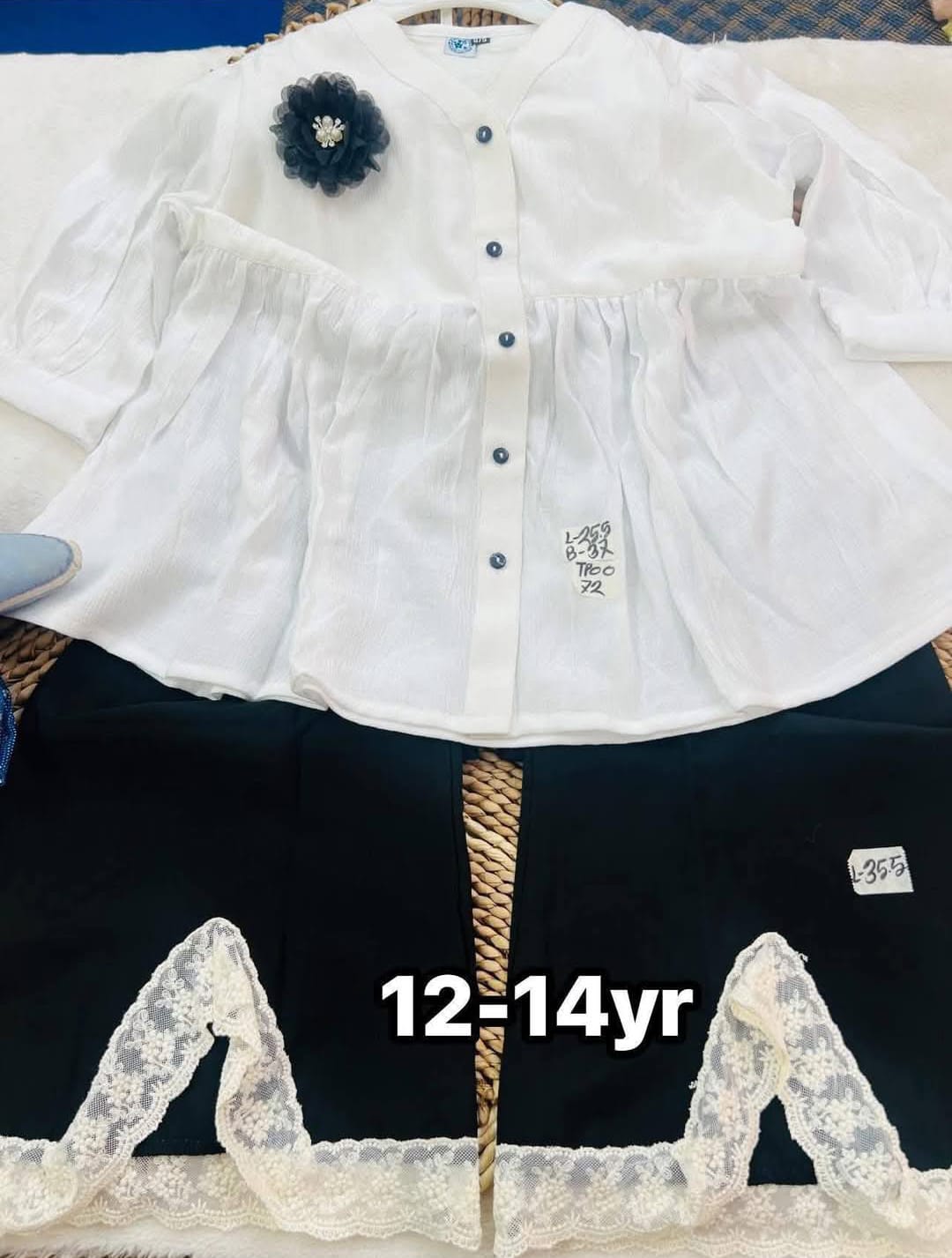 Black & White Topset (TP0067)